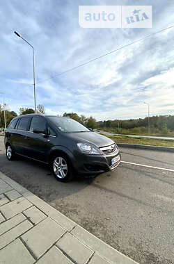 Минивэн Opel Zafira 2011 в Львове