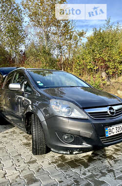 Минивэн Opel Zafira 2011 в Львове