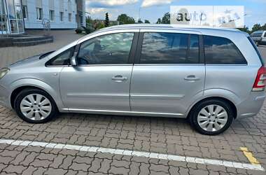 Минивэн Opel Zafira 2008 в Яворове