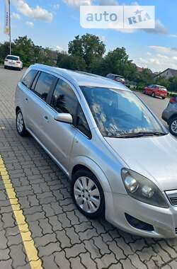 Минивэн Opel Zafira 2008 в Яворове