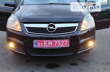 Минивэн Opel Zafira 2007 в Белой Церкви