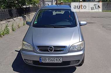 Минивэн Opel Zafira 2004 в 