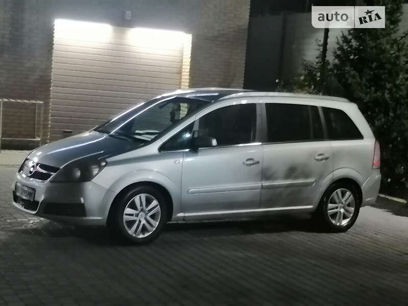 Мінівен Opel Zafira 2007 в Вільнянську