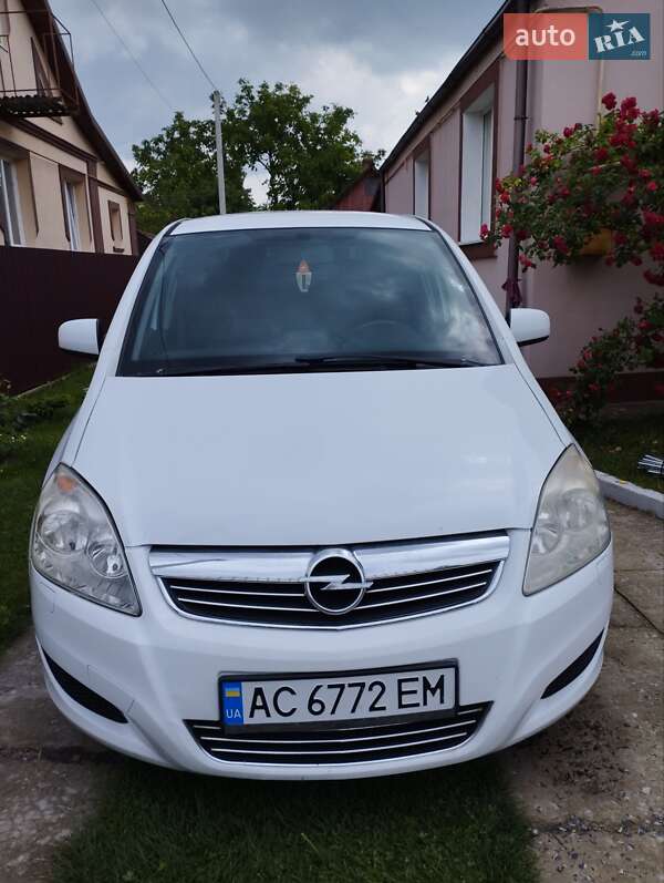 Opel Zafira 2010