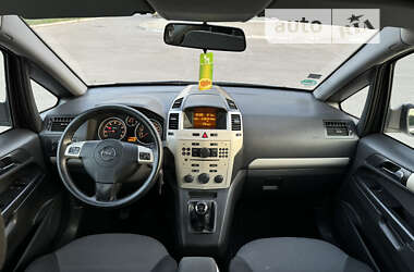 Мінівен Opel Zafira 2009 в Полтаві