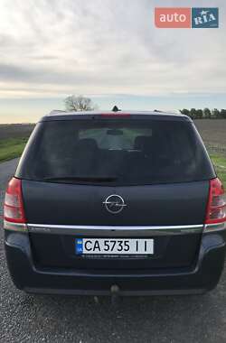 Минивэн Opel Zafira 2011 в Лысянке