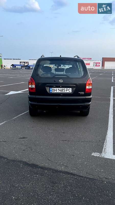 Минивэн Opel Zafira 2001 в Одессе
