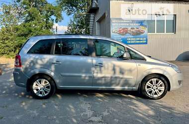 Мінівен Opel Zafira 2011 в Звенигородці