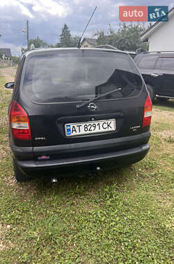 Минивэн Opel Zafira 2001 в 