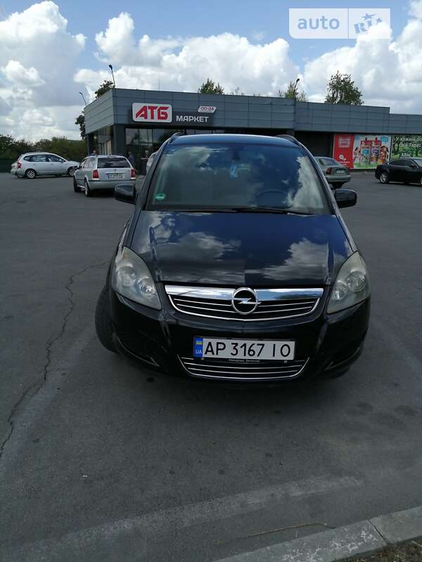 Мінівен Opel Zafira 2010 в Запоріжжі