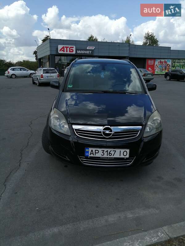 Opel Zafira 2010 Opel Zafira 2010
