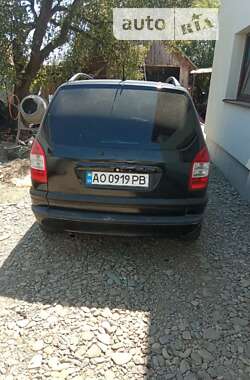 Минивэн Opel Zafira 2003 в Ужгороде