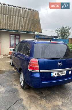 Мінівен Opel Zafira 2006 в Ізяславі