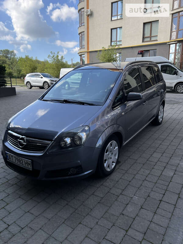 Opel Zafira 2006