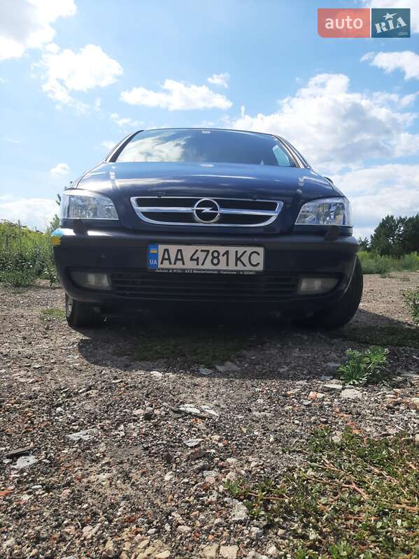 Минивэн Opel Zafira 2004 в Броварах
