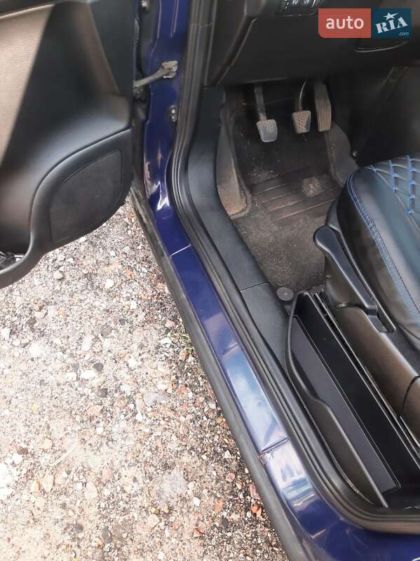 Минивэн Opel Zafira 2004 в Броварах