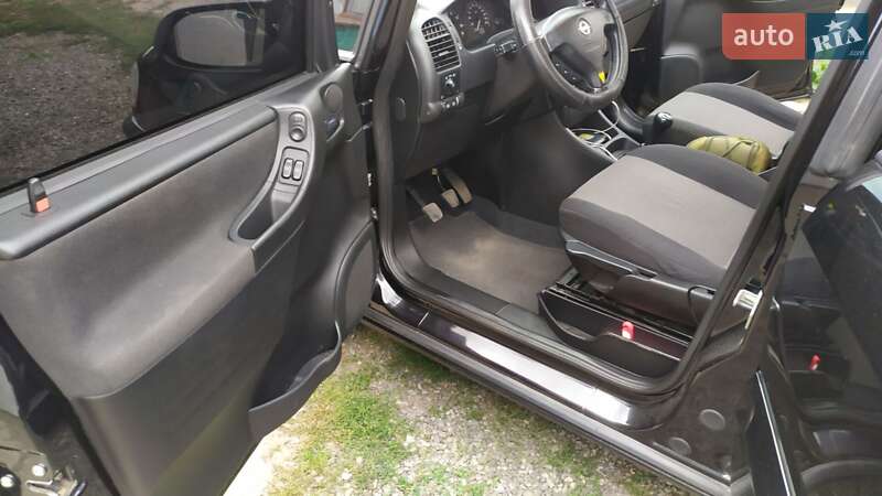 Минивэн Opel Zafira 2004 в Виннице