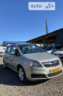 Минивэн Opel Zafira 2007 в Луцке