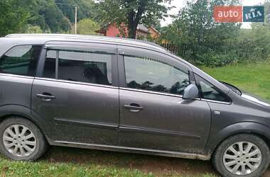 Минивэн Opel Zafira 2009 в 