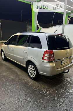 Минивэн Opel Zafira 2008 в Хмельницком