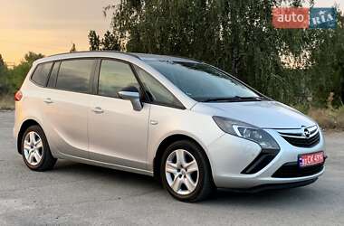 Минивэн Opel Zafira 2014 в Днепре