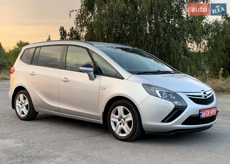 Минивэн Opel Zafira 2014 в Днепре