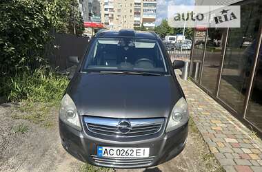 Минивэн Opel Zafira 2010 в Владимире