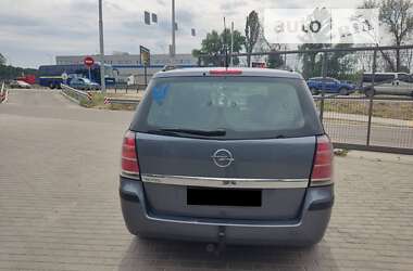 Мінівен Opel Zafira 2005 в Ірпені