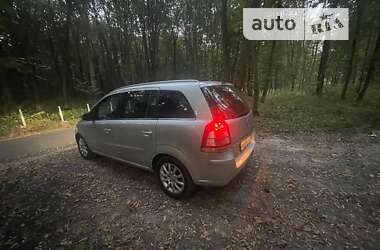 Мінівен Opel Zafira 2010 в Луцьку