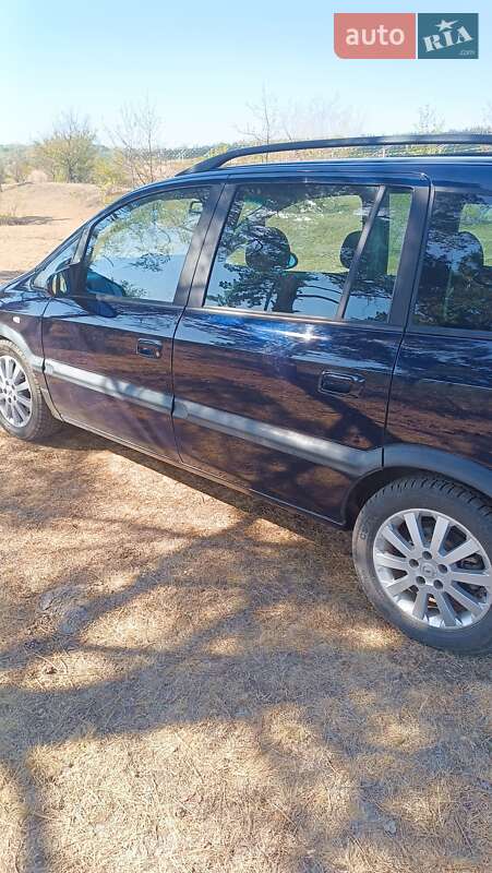 Минивэн Opel Zafira 2003 в Могилев-Подольске фото 20 Минивэн Opel Zafira 2003 в Могилев-Подольске