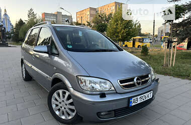 Минивэн Opel Zafira 2004 в Виннице