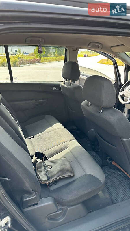 Мінівен Opel Zafira 2008 в Коростені