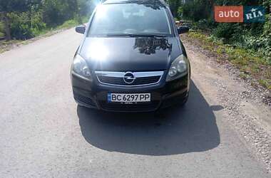 Минивэн Opel Zafira 2006 в Самборе