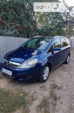 Мінівен Opel Zafira 2009 в Гадячі