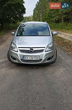 Минивэн Opel Zafira 2011 в Житомире