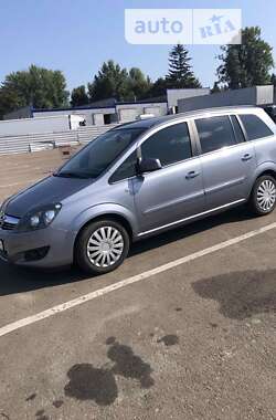 Минивэн Opel Zafira 2011 в Ровно