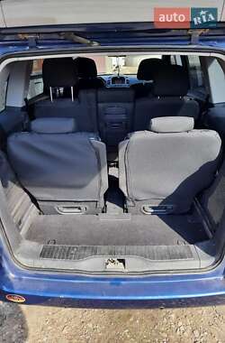 Мінівен Opel Zafira 2006 в Старої Жадовой
