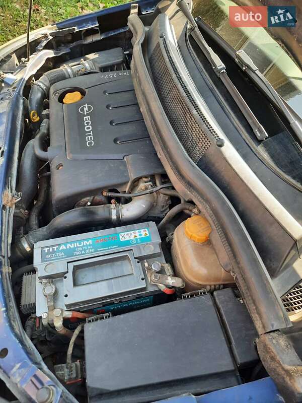 Минивэн Opel Zafira 2006 в Старой Жадовой фото 13 Минивэн Opel Zafira 2006 в Старой Жадовой