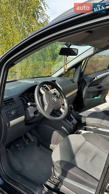 Мінівен Opel Zafira 2008 в Коростені