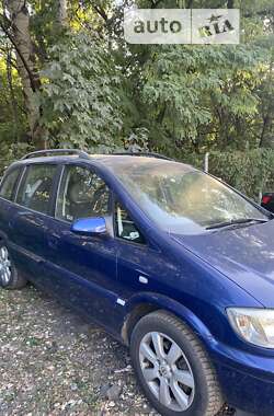 Мінівен Opel Zafira 2005 в Києві