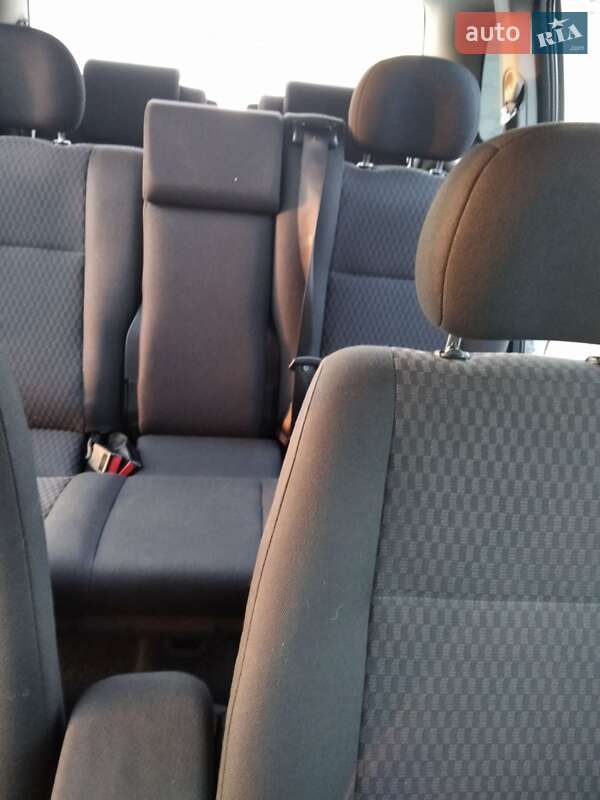 Мінівен Opel Zafira 2004 в Нікополі