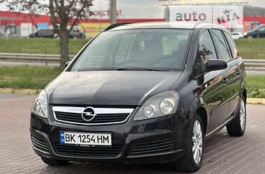 Минивэн Opel Zafira 2006 в Ровно