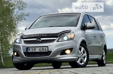 Минивэн Opel Zafira 2011 в Новом Роздоле