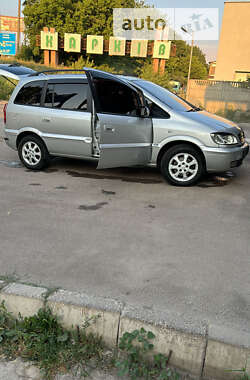 Мінівен Opel Zafira 2005 в Харкові