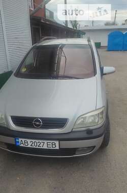 Минивэн Opel Zafira 2001 в Хмельнике