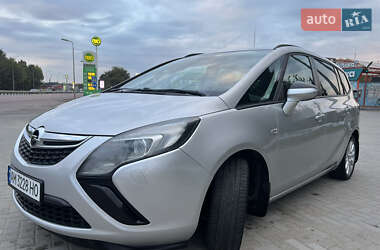 Мікровен Opel Zafira 2014 в Житомирі