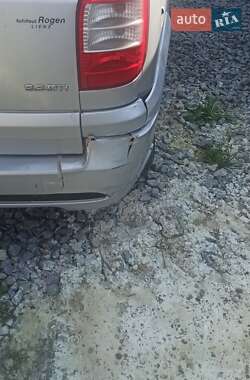 Минивэн Opel Zafira 2003 в 