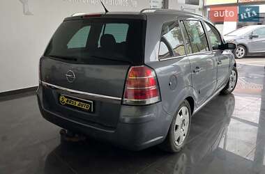 Минивэн Opel Zafira 2005 в Червонограде