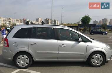 Мінівен Opel Zafira 2006 в Києві