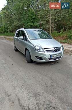 Минивэн Opel Zafira 2011 в Житомире